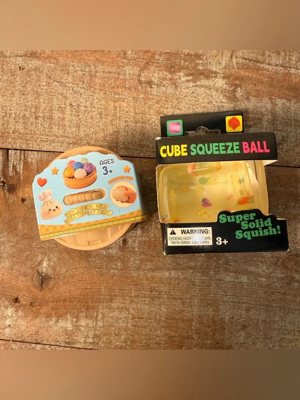Mini squishy dumpling glitter & Fruit Cube Squeeze